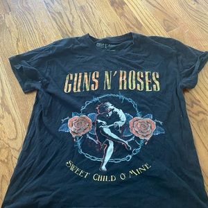 Guns and roses tee shirt